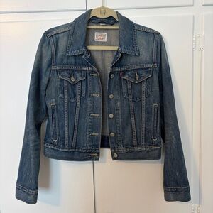 Levi’s Y2K Era Classic Blue Jean Jacket